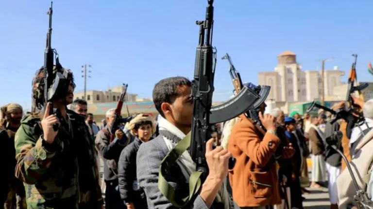 Yemen's Houthis Commit to Persisting with Red Sea Offensives Following US-Led Airstrikes