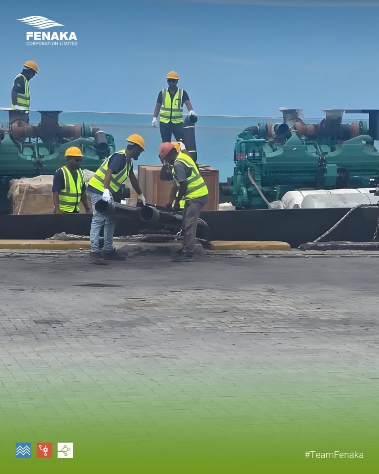 އައްޑޫއަށް 1.8 މެގަވޯޓުގެ ދެ ޖެނެރޭޓަރު ގެންގޮސްފި