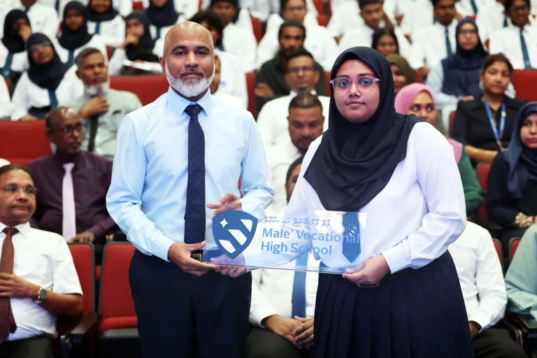 ވޮކޭޝަނަލް ހައި ސްކޫލް ރަސްމީކޮށް ހުޅުވައިފި