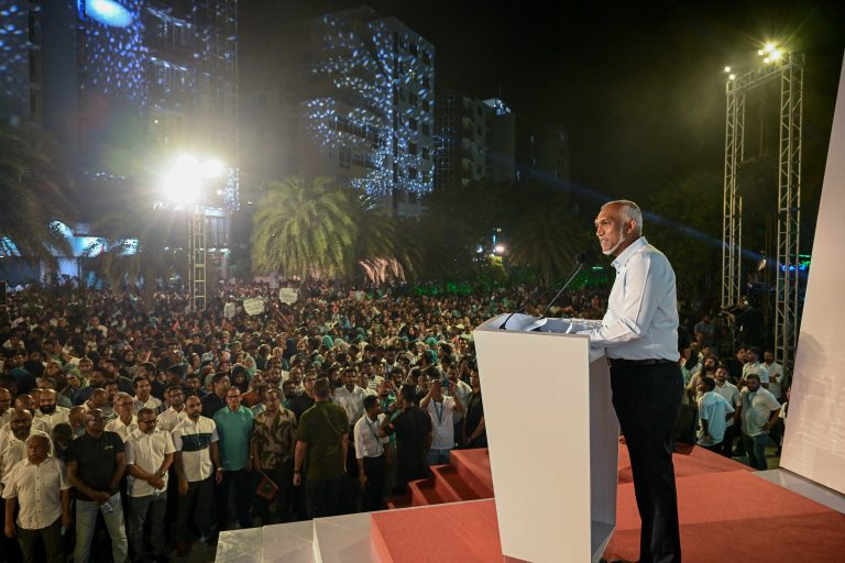 ދީނުގެ ހުދޫދުން ބޭރުވާ މީހުން ދާންވީ އެހެން ގައުމަކަށް: ރައީސް