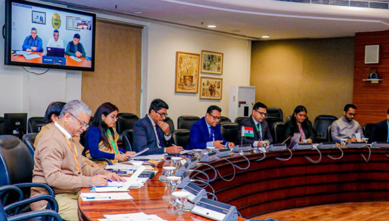 ރާއްޖެއާއި އިންޑިއާ ދެމެދު ވިސާއާ ގުޅޭ ކަންކަން ހަރުދަނާކުރަން މަޝްވަރާތައް ބާއްވައިފި