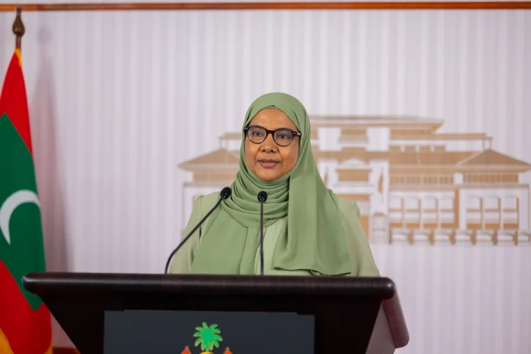 ސޯޝަލް މިނިސްޓްރީއަށް 17،000 އަށް ވުރެ ގިނަ ކޯލު، ހުރިހާ ކޯލަކަށް ވެސް ޖަވާބު ދިނިން: މިނިސްޓަރު ޢާއިޝަތު ޝިހާމް