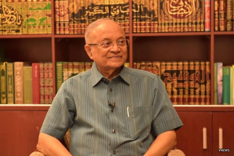 ގައުމު ތަރައްގީކުރަން މަސްވެރިންކުރާ މަސައްކަތް ބަލައިގަންނަން ޖެހޭ: ރައީސް މައުމޫން