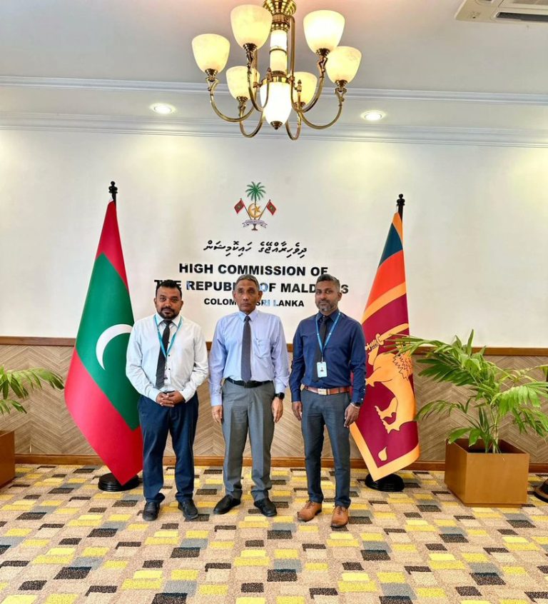 ދިވެހި އައިޑީ ކާޑު ޕްރިންޓުކޮށް، ދޫކުރުމުގެ ޚިދުމަތް ސްރީލަންކާގައި ފަށައިފި