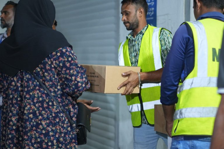 ހޮނިހިރު ދުވަހު ރޯދަ ހަދިޔާއަށް މަސްދަޅު ކޭސް ބަހަން ފަށަނީ