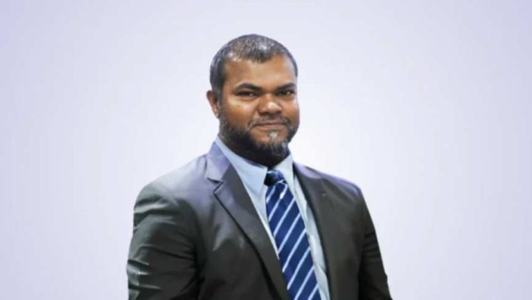 ސްޓެލްކޯގެ މެނޭޖިން ޑިރެކްޓަރުގެ މަގާމުން ޝަމާހު ވަކިކޮށްފި