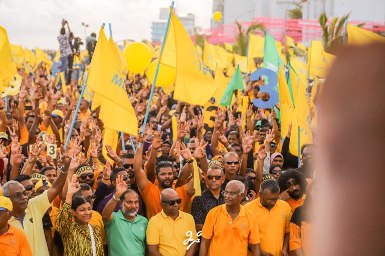 ހެދުން އެޅުމުގެ އުސޫލަށް ގެނައި ބަދަލަކީ ފަރުދީ މިނިވަންކަމަށް ހުރަސްއެޅުން: އެމްޑީޕީ