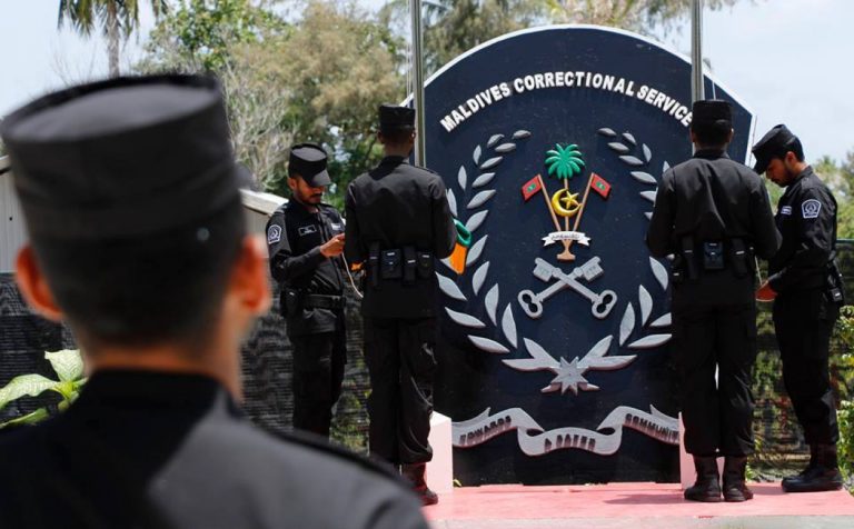 ކަރެކްޝަންސްގެ ޚިދުމަތްތައް ޕޯޓަލް މެދުވެރިކޮށްދޭން ފަށަނީ