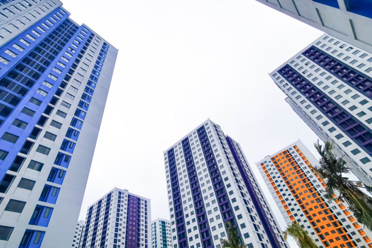 ފިނިޝިން ހަރަދު ހަމަޖައްސަން ހިޔާ ފްލެޓްތަކުގެ ކުލި 2 އަހަރަށް ކަނޑާލައިފި