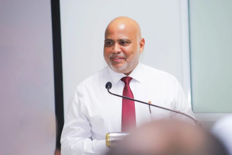 މުޅި އަހަރުތެރޭ ހުށަހެޅޭ ގޮތަށް ސްޓޫޑެންޓް ލޯނަށް ހުޅުވާލަނީ