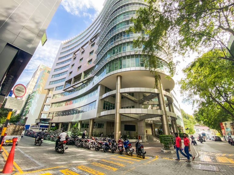 ވިހައިގެން ޗުއްޓީ ނެގުމުން ޕްރޮމޯޝަނަށް ހުރަސްއަޅާތީ އެކަން ހައްލުކުރަން ޕެޓިޝަނެއް