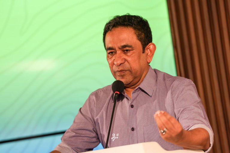 ރައްޔިތުން ވޯޓަށް ނެރުމުގައި އީސީން އިހުމާލުވެފައިވާކަމަށް ވިދާޅުވެ ޔާމީންގެ ފާޑުކިޔުންތަކެއް