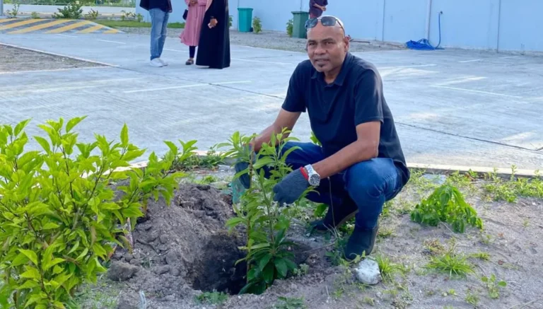 އެގްރޯ ކުންފުނީގެ މެނޭޖިން ޑިރެކްޓަރުގެ މަގާމުން ހުސެއިން ވަކިކޮށްފި