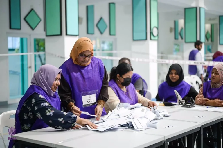 މައްސަލަ ޖެހުނު މީދޫ ފޮށި އަލުން ގުނަން ފަށައިފި