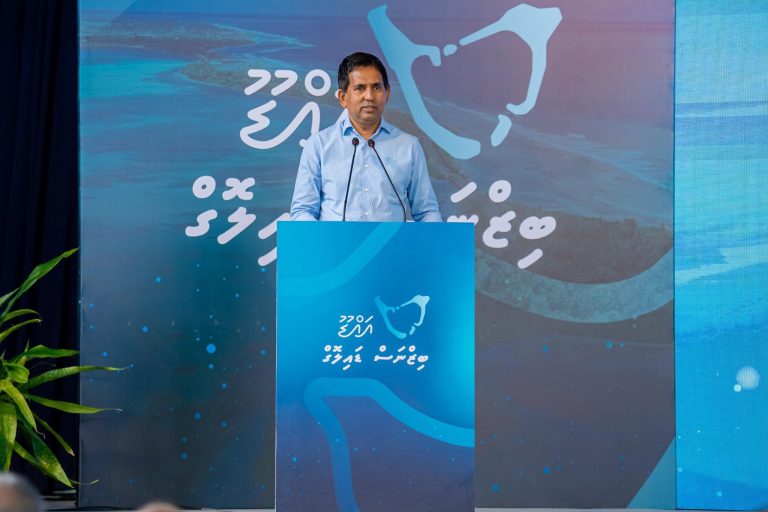 ޤައުމުގެ އިޤްތިޞާދީ ތަރައްޤީ ޙާޞިލުކުރެވޭނީ ސިޔާސީ ފިކުރު އެއްކިބާކޮށް އެންމެން ގުޅިގެން: ސަޢީދު
