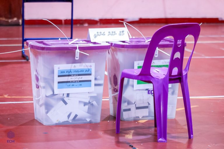 މީދޫ ކައުންސިލްގެ ރައީސަކު ކަނޑައެޅުމަށް ބޭއްވި ދެވަނަ ބުރުގެ ވޯޓުލުން ނިންމާލައިފި
