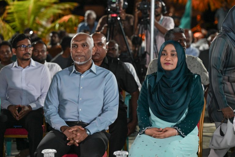 ފާއިތުވި ސަރުކާރުތަކާ އަޅާބަލާއިރު ރެކޯޑު މިންވަރަކަށް މި ސަރުކާރުން ދަރަނި އަދާކޮށްފައިވާނެ: ރައީސް