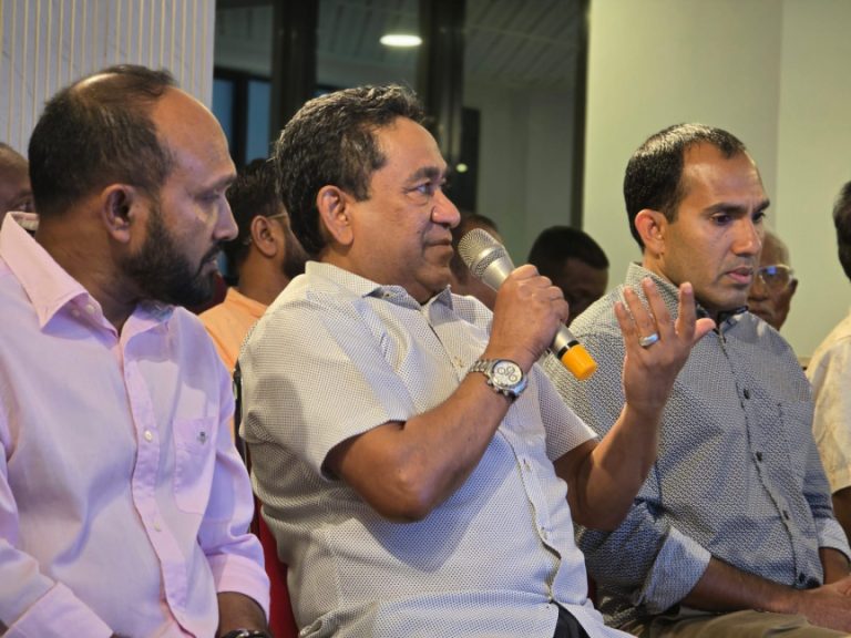 މުޢިއުޒަށް ސަރުކާރު ހިންގެނީ އެމްޑީޕީގެ ހަރަކާތްތެރިކަން ކުޑަވީމަ، އެމްޑީޕީ ވަރުގަދަ ކުރޭ: ރައީސް ޔާމީން