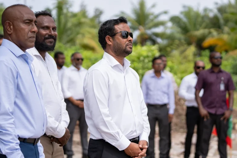 ލ. ހިތަދޫ-ކުނަހަންދޫ ކޯޒުވޭ 2028ވަނަ އަހަރު ބޭނުންކުރަން ފެށޭނެ: މުއްތޮލިބް