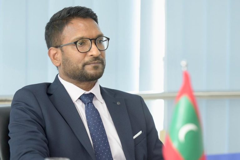 ބޭސް ކުންފުނީގެ އަމާޒަކީ ރައްޔިތުންނަށް ދަތިކަމެއްނެތި ބޭސް ފޯރުކޮށްދިނުން: ޑރ. ޝާހު