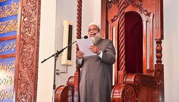 ކޮރަޕްޝަނާއި ރިޝްވަތަކީ އިޤުތިޞާދު އިނދަޖައްސައިލާ، އިލާހީ ކޯފާ އަތުވެދާނެ ބޮޑު ފާފައެއް: ޚުޠުބާ