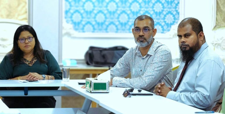 ޒަކާތު ފަންޑުން ބޯންމެރޯ ހެދުމަށް ތެލެސީމިއާ 6 ކުއްޖަކު އިންޑިއާއަށް ފުރަނީ