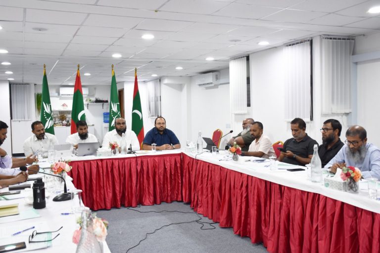 މެލޭޝިއާގައި ކިޔަވަން 20 ސްކޮލަޝިޕް އަދާލަތުން ހުޅުވާލައިފި