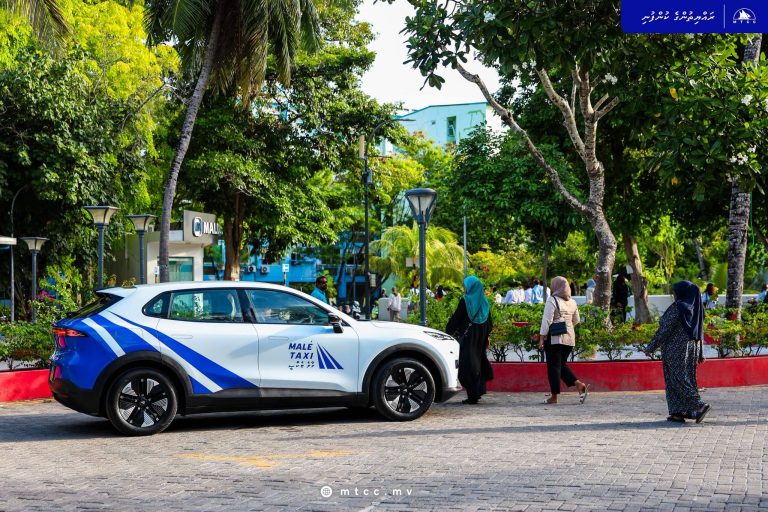 މާލެ ޓެކްސީ އެޕު ހެކެއް ނުކުރޭ، މައުލޫމާތު ލީކުކުރީ މުވައްޒަފެއް: އެމްޓީސީސީ