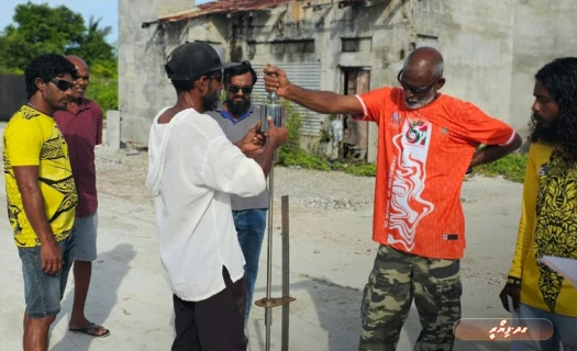 ފިޔޯރީގެ މަގުތައް ހެދުމަށް ބޭނުންވާ ސާވޭކުރަން ފަށައިފި