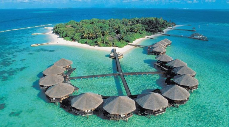 ޙަލާލް ފަތުރުވެރިކަމަށް ޚާއްސަކޮށް 15 ރަށަކާއި ފަޅެއްގައި ރިސޯޓު ހަދަން ބީލަމަށް ހުޅުވާލައިފި