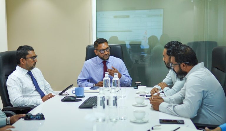 ދިއްގަރު ކައުންސިލުން ބޭސް ލިބުމުގައި ހުރި ކަންބޮޑުވުންތައް ސްޓޭޓްފާމާއާ ހިއްސާކޮށްފި