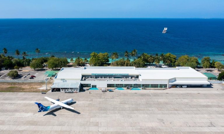 އައްޑޫ ގަން އެއާޕޯޓް މެދުވެރިކޮށް ރާއްޖެ އެތެރެކުރަން އުޅުނު ތިން ކިލޯއަށް ވުރެ ގިނަ މަސްތުވާތަކެތި އަތުލައިގެންފި
