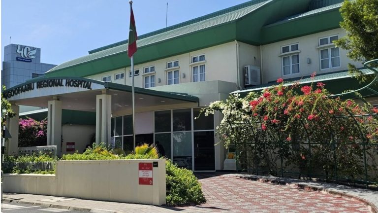 ޓަވަރަކުން ވެއްޓުނު ބިދޭސީއަކަށް ފަރުވާ ދެނީ