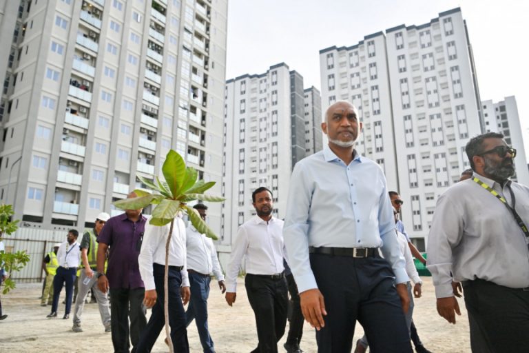 ފޯމު ހުށަހެޅި ފަރާތްތަކަށް 2028ވަނަ އަހަރު ބޯހިޔާވަހިކަން ކަށަވަރުވާނެ: ރައީސް