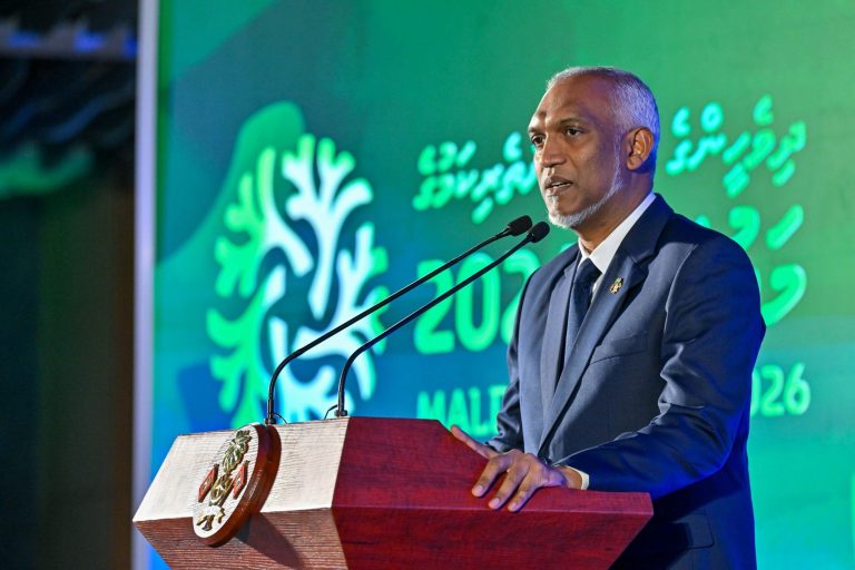 ކުދި ވިޔަފާރިތަކަށް ނުލިބު ހުރި ފައިސާ ޓެކުހުން ކެނޑޭ ގޮތް ހަދަނީ