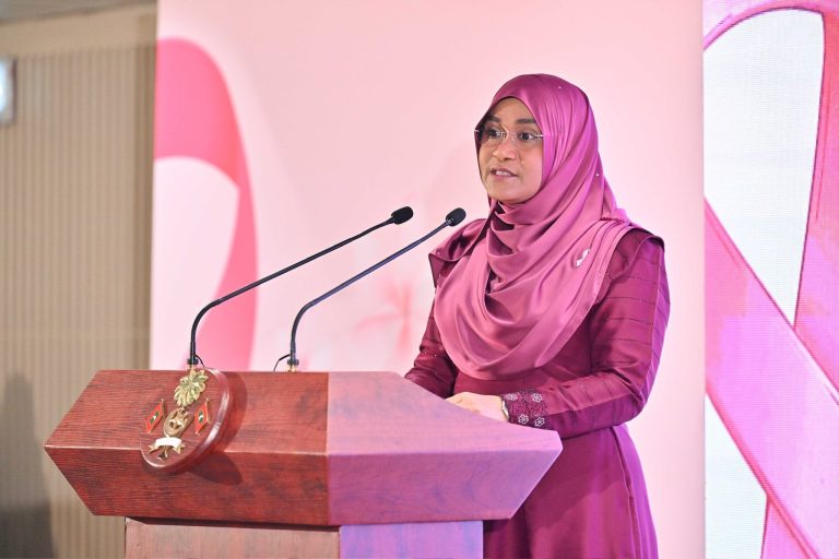ކެންސަރުގެ އަލާމާތެއް ފެނިއްޖެ ނަމަ ލަސްނުކޮށް ޑޮކްޓަރެއްގެ ލަފާ ހޯއްދަވާ: މެޑަމް ސާޖިދާ