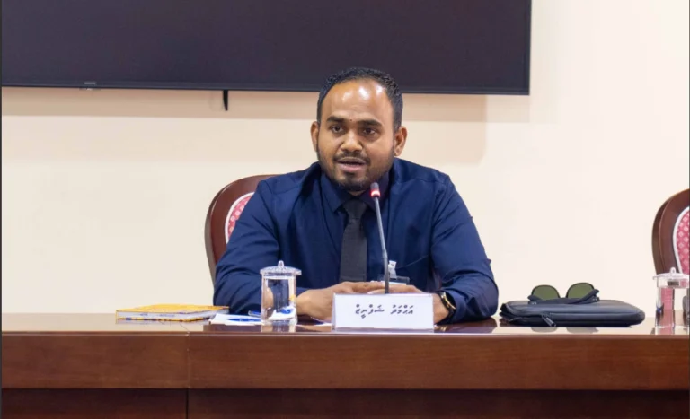 މީރާގެ ޑެޕިއުޓީ ކޮމިޝަނަރުކަމަށް ޝަފްނީޒް ގެންނަން މަޖިލީހުން ފާސްކޮށްފި