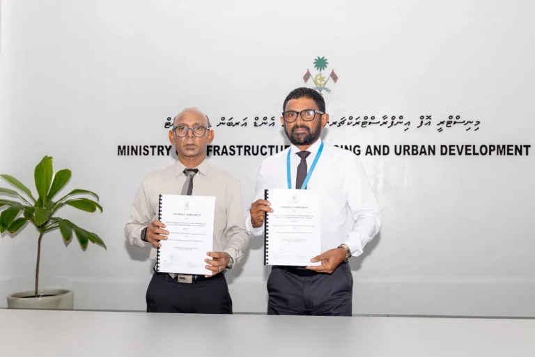 ބާރަށު ޖެޓީއާއި ބަނދަރު ތަރައްގީކުރަން އެމްޓީސީސީއާ ހަވާލުކޮށްފި
