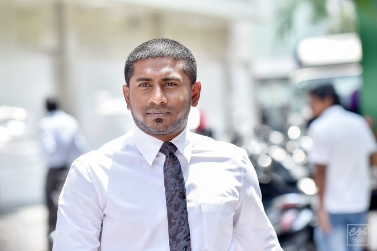 ސިޔާސީ ވާދަވެރިން ހައްޔަރުކުރުމުގެ ސިޔާސަތު ނިމުމަކަށް އައިސްފި: މަޙްލޫފް